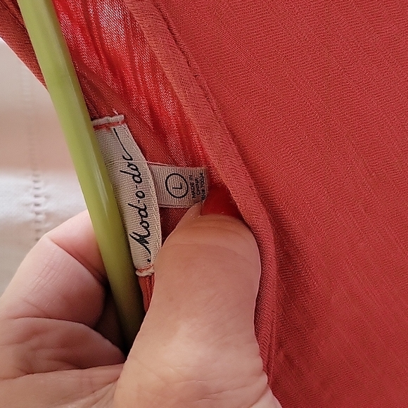 Mod-o-doc tunic top - Picture 4 of 4